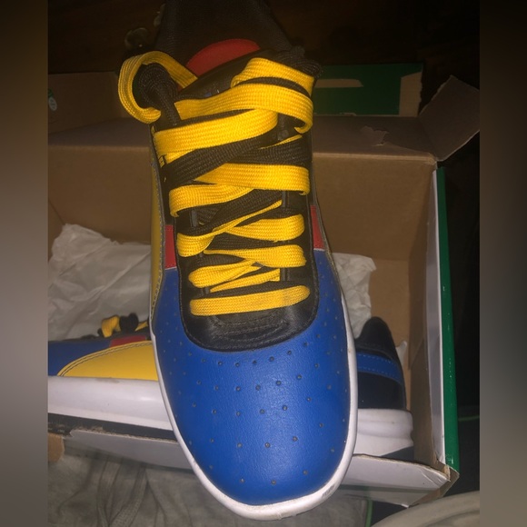 Puma - Picture 2 of 4